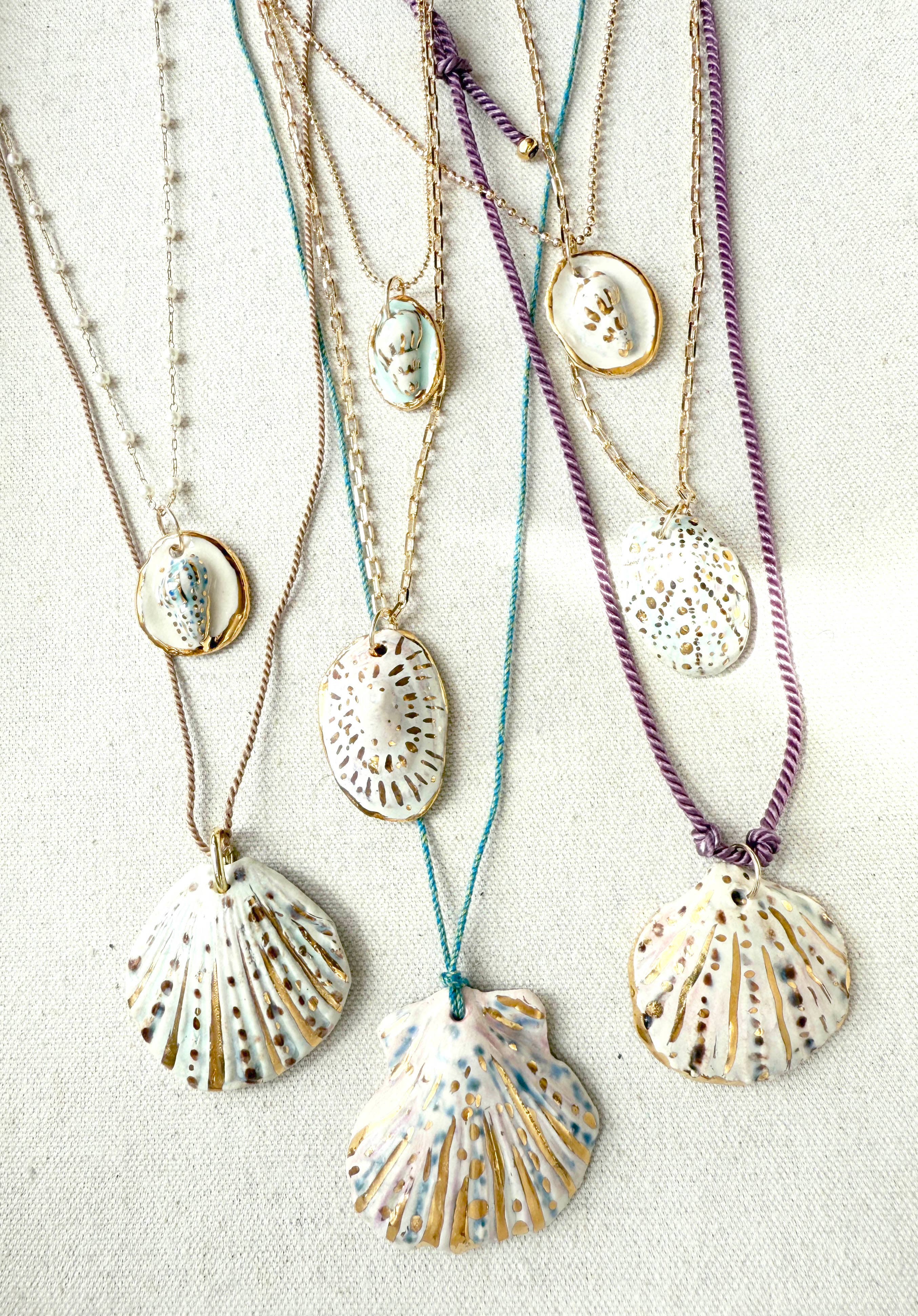 Carola Spitzer - Shoreline Key Shell charm necklace